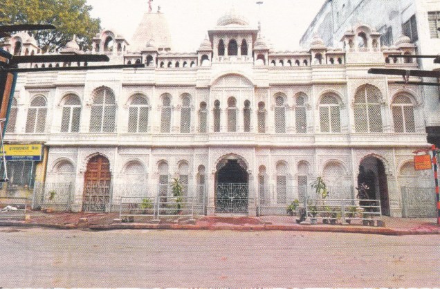calcutta-pancayati-jain-temple-entrance